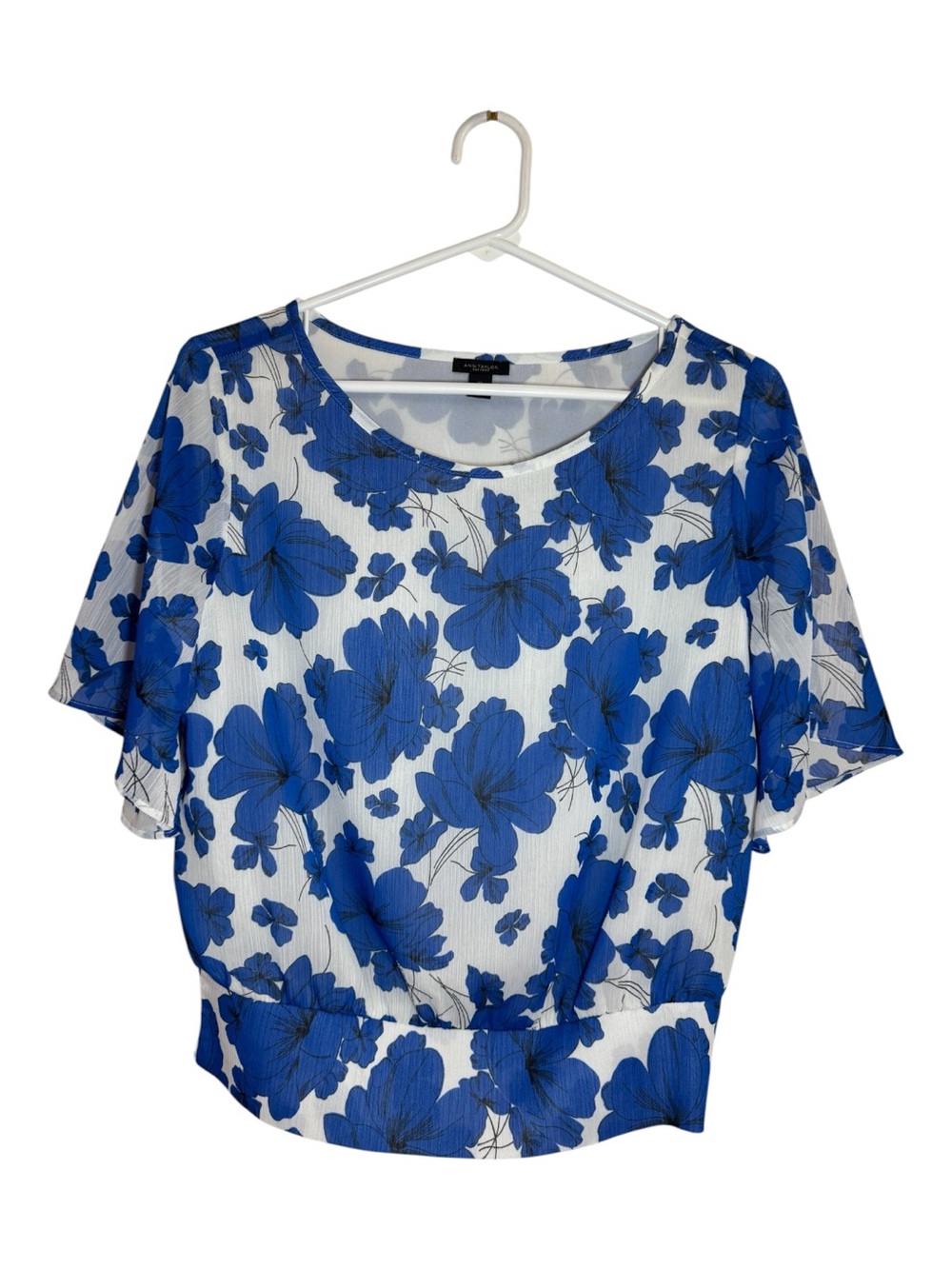 Ann Taylor Factory Blue and White Floral Short Sleeve Blouse